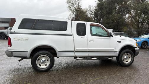 2000 Ford F-150 Lariat SuperCab