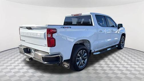 Summit White 2026 Chevrolet Silverado 1500 LT