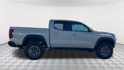 White Sand 2026 Chevrolet Colorado ZR2