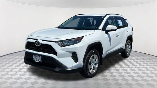 2021 Toyota RAV4 LE
