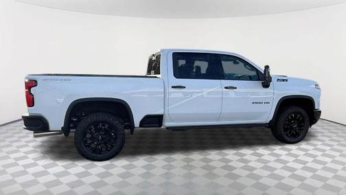 Summit White 2026 Chevrolet Silverado 2500 LTZ