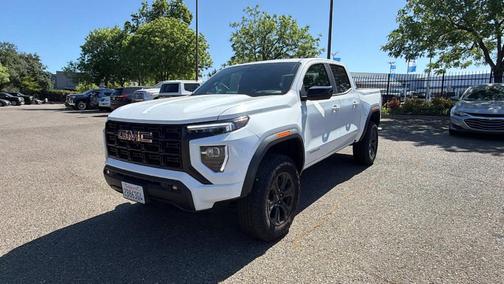 Summit White 2025 GMC Canyon 2WD Elevation