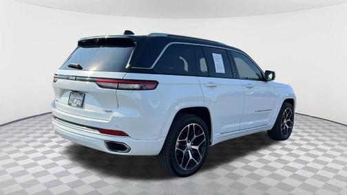 2023 Jeep Grand Cherokee 4xe Summit