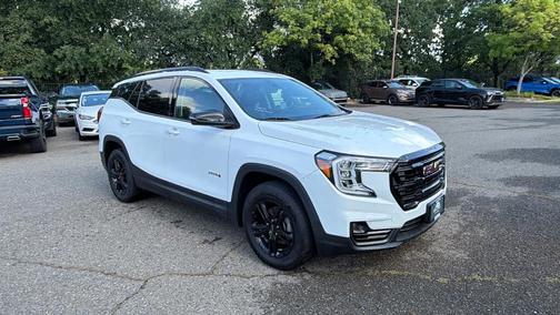 Summit White 2023 GMC Terrain AT4