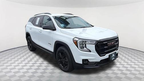 Summit White 2023 GMC Terrain AT4