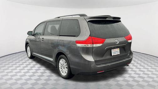 2014 Toyota Sienna XLE