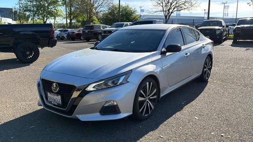 2020 Nissan Altima 2.5 SR