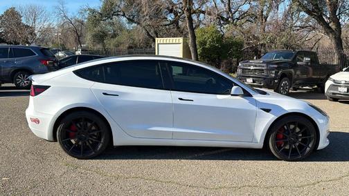 2023 Tesla Model 3 Performance