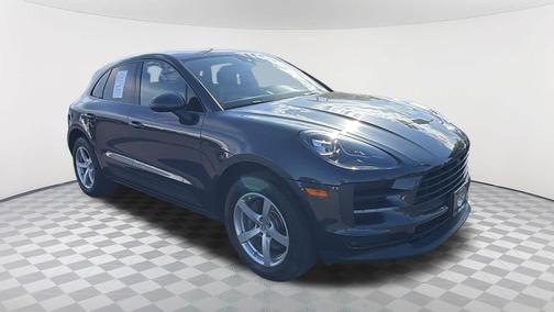 Volcano Grey Metallic 2020 Porsche Macan Base