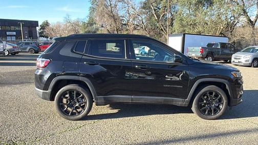 2022 Jeep Compass Altitude