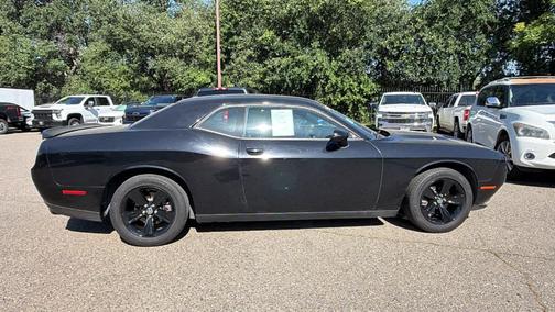 Pitch Black Clearcoat 2020 Dodge Challenger SXT
