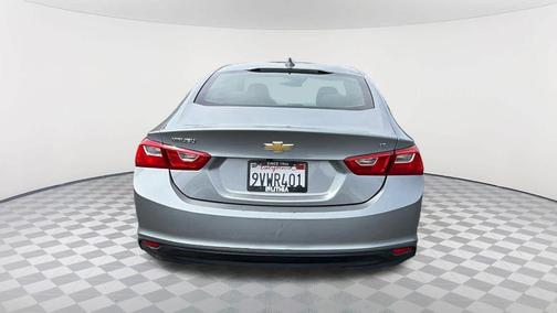 Sterling Gray Metallic 2023 Chevrolet Malibu LT