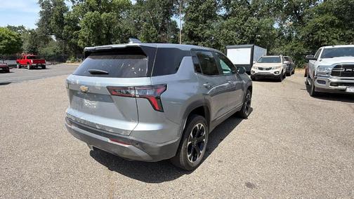 Sterling Gray Metallic 2025 Chevrolet Equinox LT