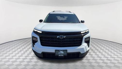 Summit White 2026 Chevrolet Traverse LT