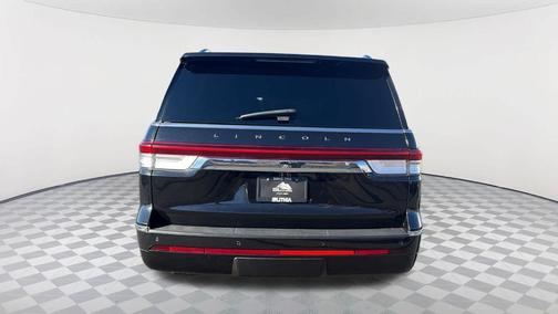 2022 Lincoln Navigator L Reserve