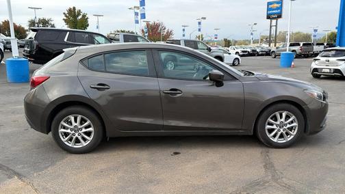 2015 Mazda Mazda3 i Sport