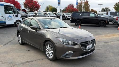 2015 Mazda Mazda3 i Sport