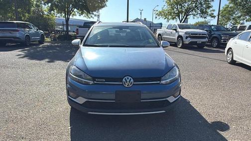 Silk Blue Metallic 2018 Volkswagen Golf Alltrack TSI SE