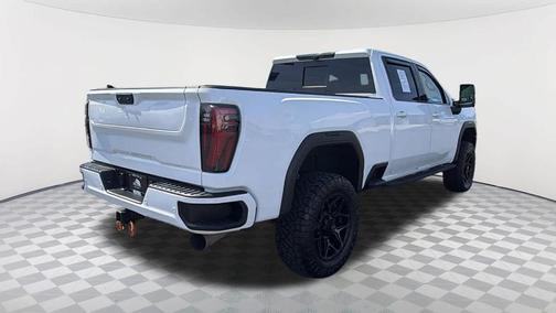 2024 GMC Sierra 2500 AT4