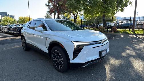 Summit White 2024 Chevrolet Blazer EV eAWD LT