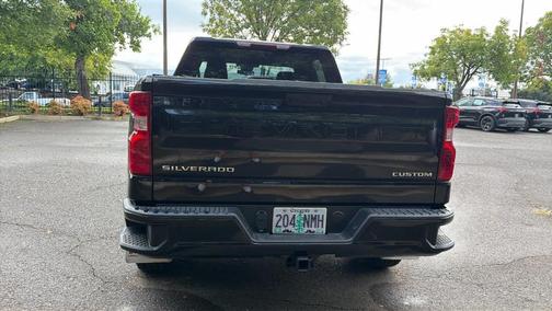 2022 Chevrolet Silverado 1500 Custom