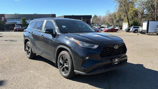 2024 Toyota Highlander Hybrid LE