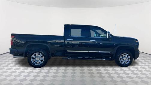 2025 Chevrolet Silverado 2500 High Country