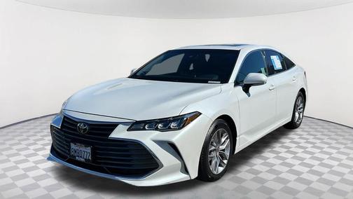 2019 Toyota Avalon XLE