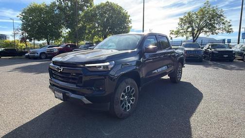 Sand Dune Metallic 2023 Chevrolet Colorado Z71