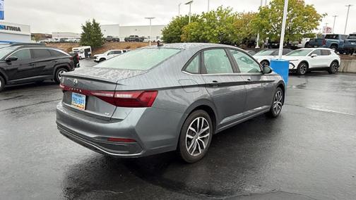 Platinum Gray Metallic 2025 Volkswagen Jetta 1.5T SE
