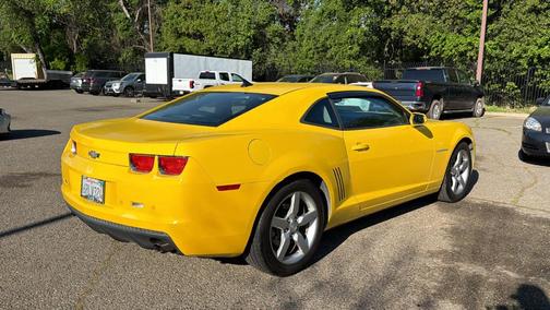 2011 Chevrolet Camaro 2LT