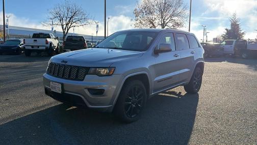 2018 Jeep Grand Cherokee Altitude
