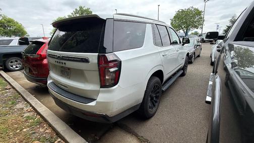 Iridescent Pearl Tricoat 2022 Chevrolet Tahoe Z71