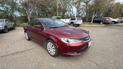 2016 Chrysler 200 LX