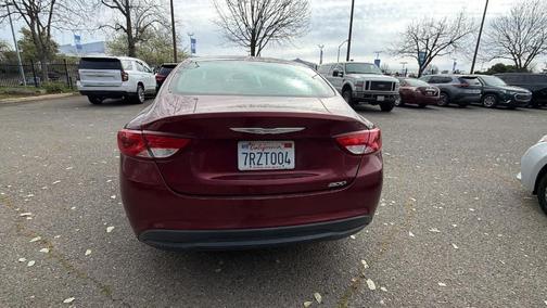 2016 Chrysler 200 LX