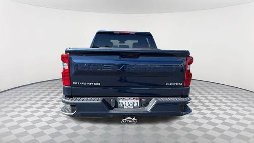Northsky Blue Metallic 2022 Chevrolet Silverado 1500 Custom
