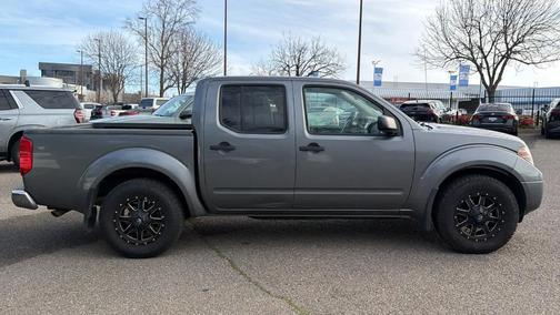 2017 Nissan Frontier SV