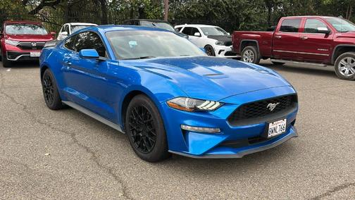 2021 Ford Mustang EcoBoost