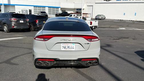 2022 Kia Stinger GT-Line