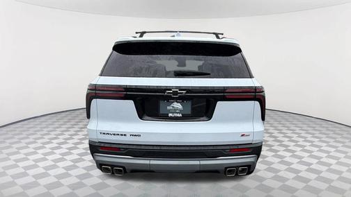 Polar White 2026 Chevrolet Traverse Z71