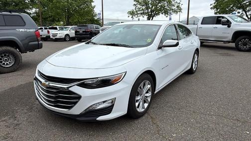 Summit White 2024 Chevrolet Malibu LT