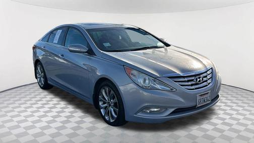 2011 Hyundai SONATA Limited 2.0T