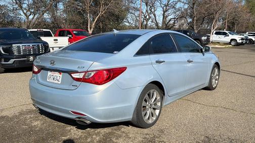 2011 Hyundai SONATA Limited 2.0T