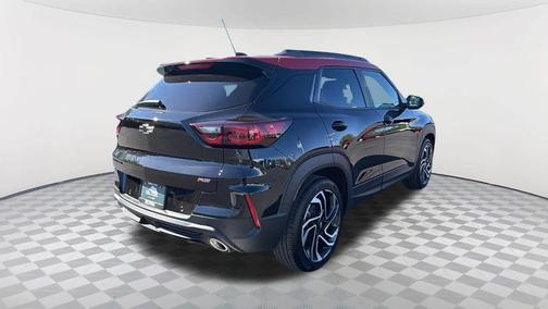 Mosaic Black Metallic 2026 Chevrolet Trailblazer RS
