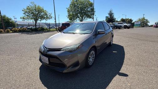 Falcon Gray Metallic 2018 Toyota Corolla LE