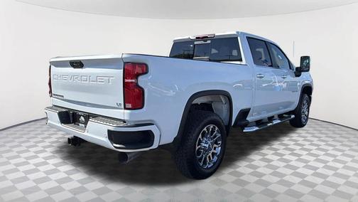 Summit White 2026 Chevrolet Silverado 2500 LT