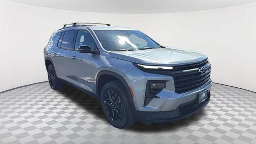 Sterling Gray Metallic 2026 Chevrolet Traverse LT