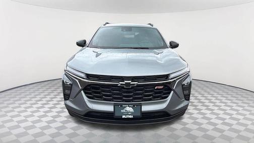 Sterling Gray Metallic 2026 Chevrolet Trax 2RS