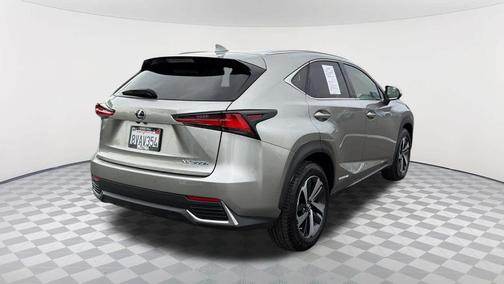 2021 Lexus NX 300h 