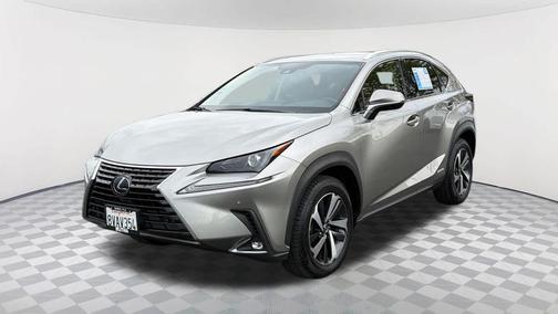 2021 Lexus NX 300h 